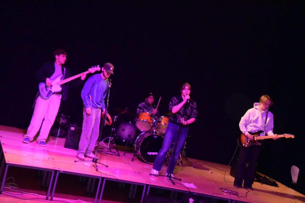 The Ionians Music Night